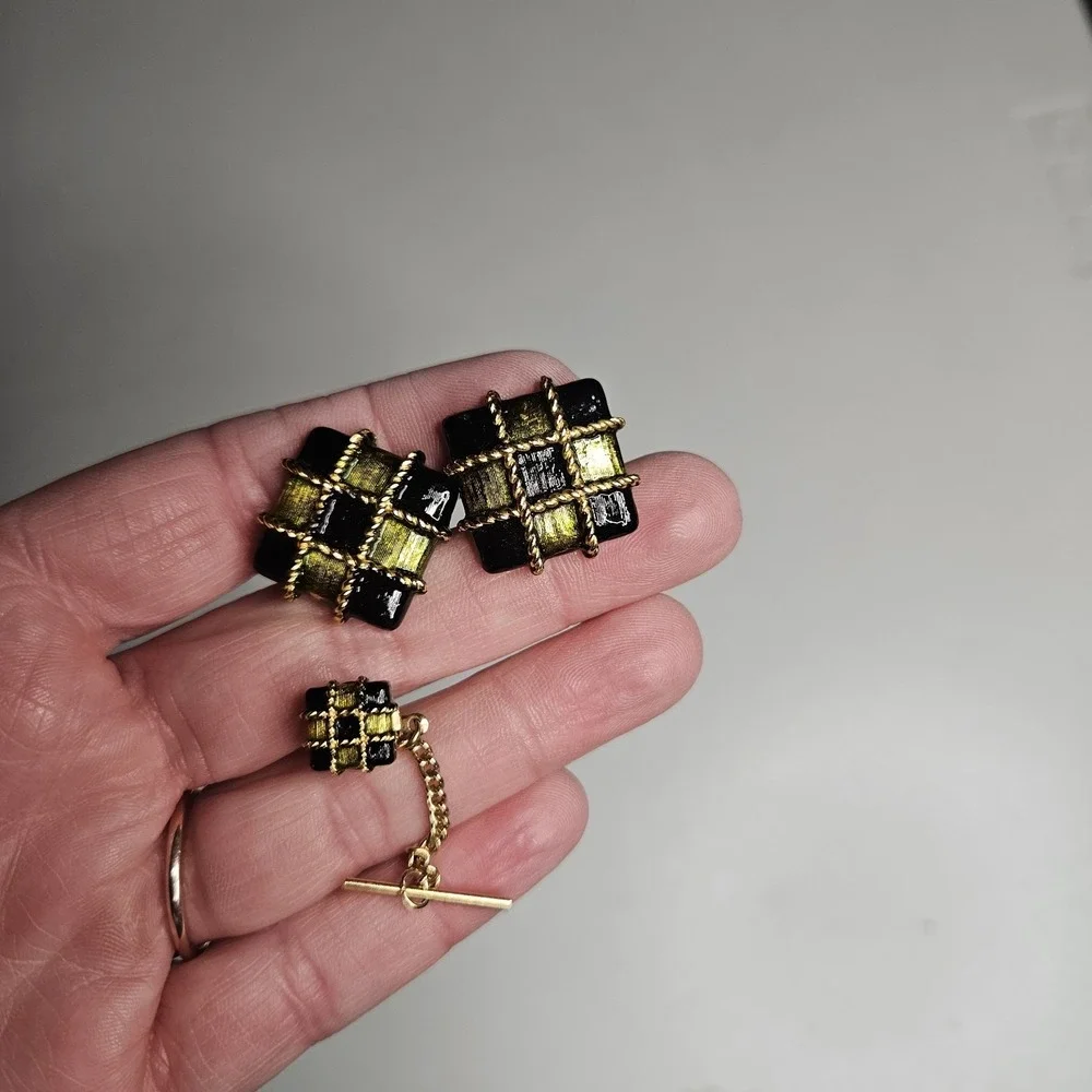 Vintage Cufflinks Tie Tack Lapel Pin Gold Tone 70s